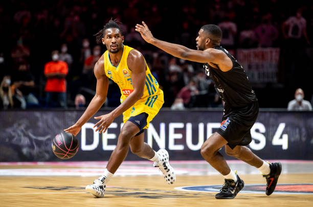 尽管在此次 尽管在此次